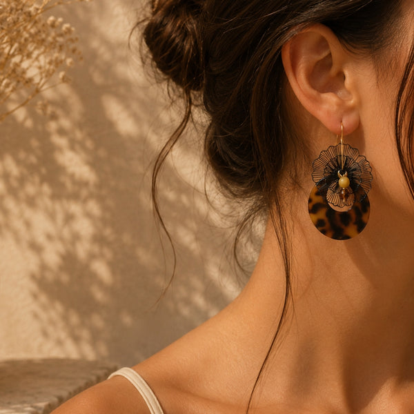Boucles d’Oreilles Lumière Dorée – Œil de Tigre Doré