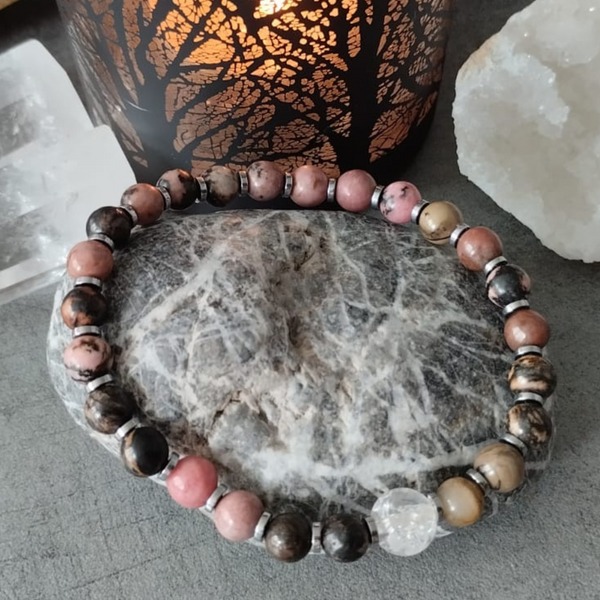 Rose Ancrée – Rhodonite & Cristal de Roche