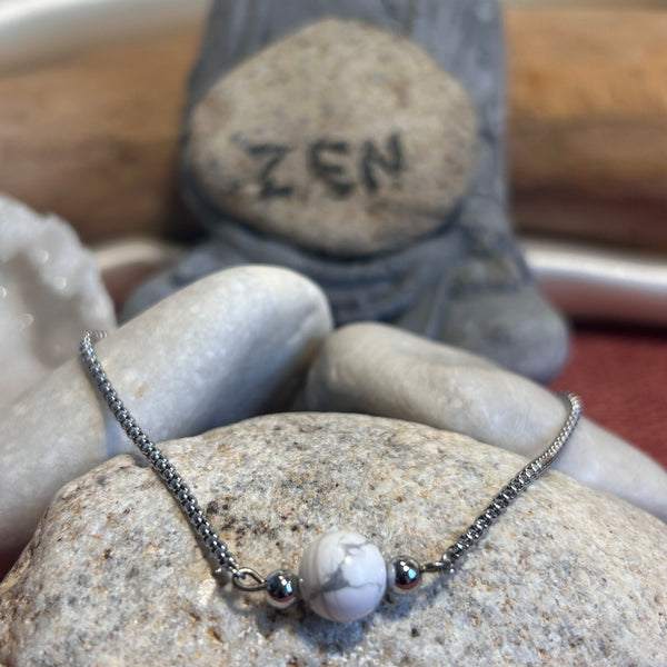 Eclat Paisible - Howlite