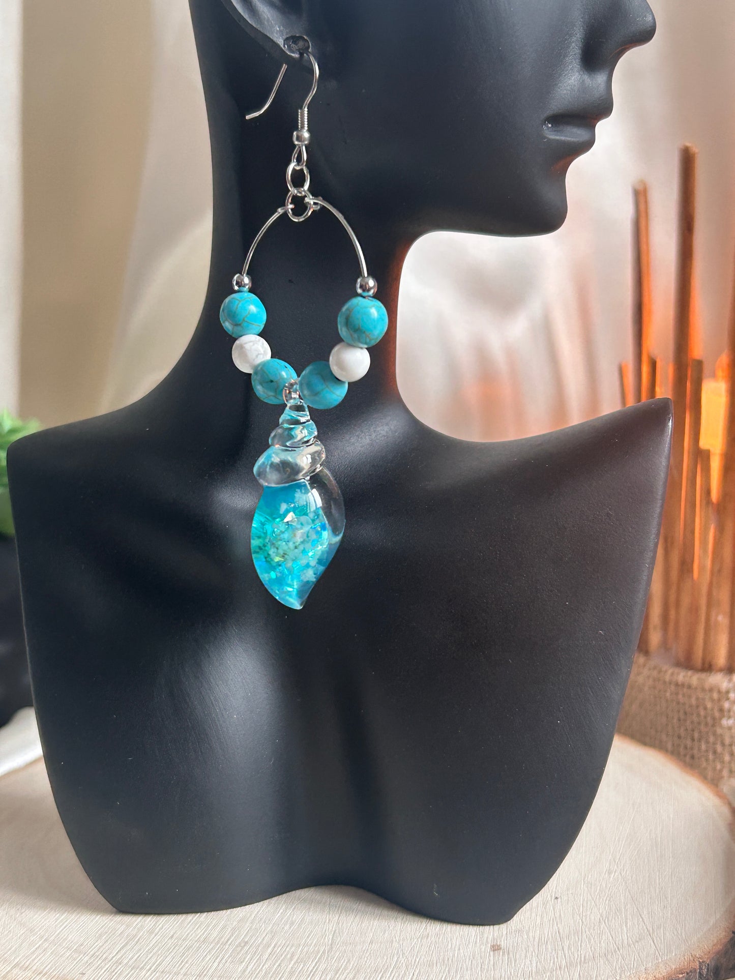 Eclats d'Océan - Howlite bleue teintée